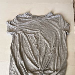 Art Class brand girls t-shirt with knotted front